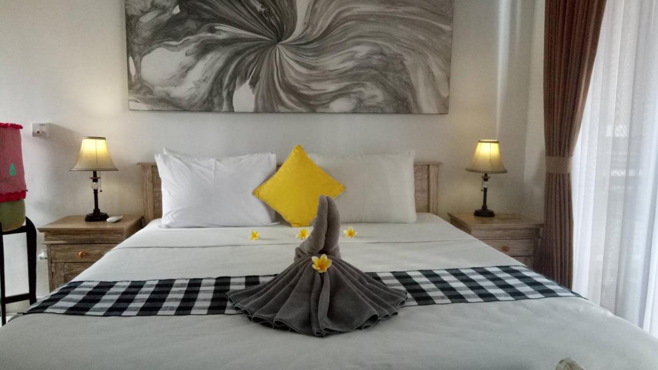 Candra Surf Homestay Canggu  Exterior photo
