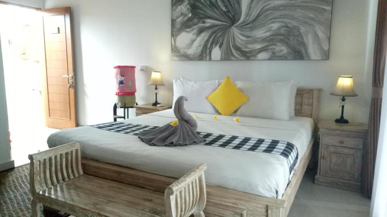 Candra Surf Homestay Canggu  Exterior photo