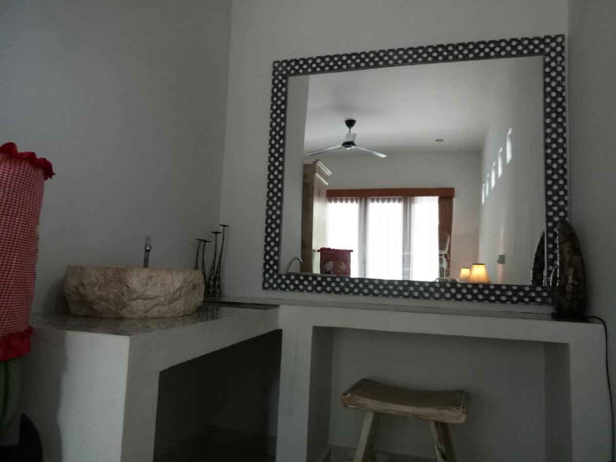 Candra Surf Homestay Canggu  Exterior photo