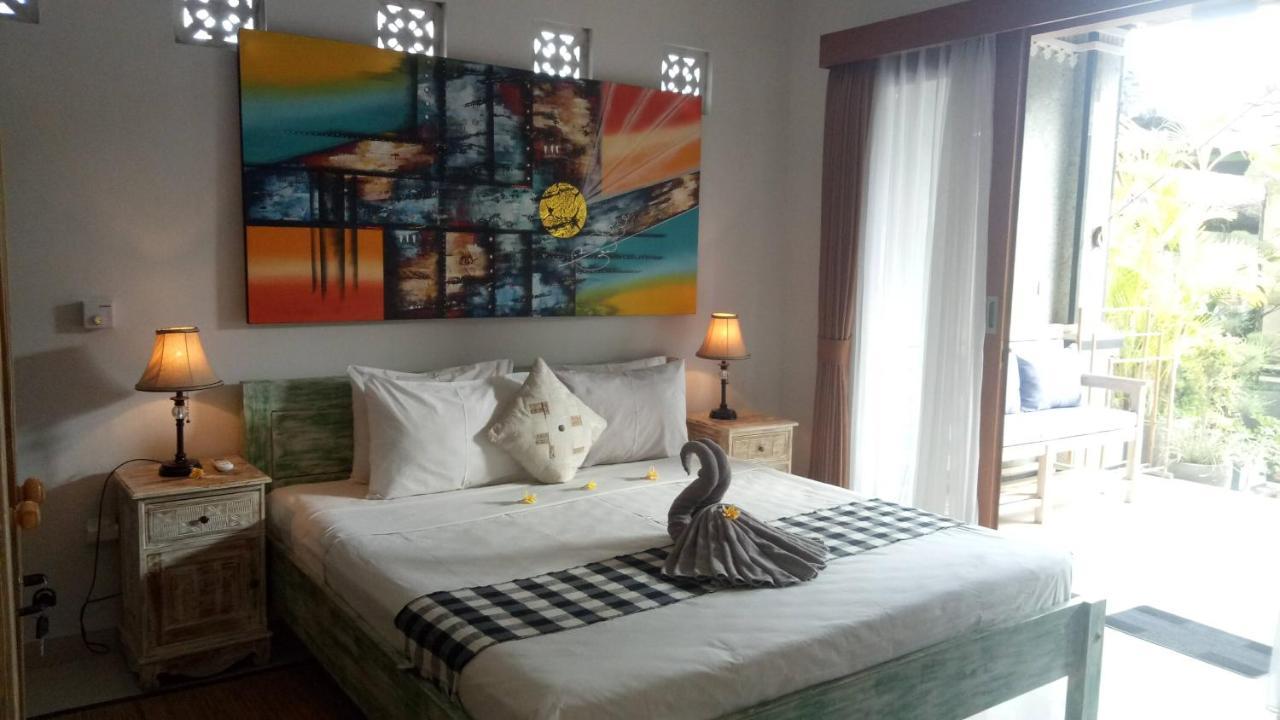 Candra Surf Homestay Canggu  Exterior photo