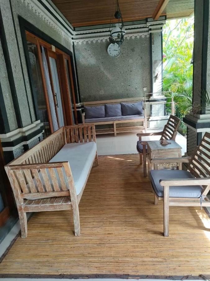 Candra Surf Homestay Canggu  Exterior photo
