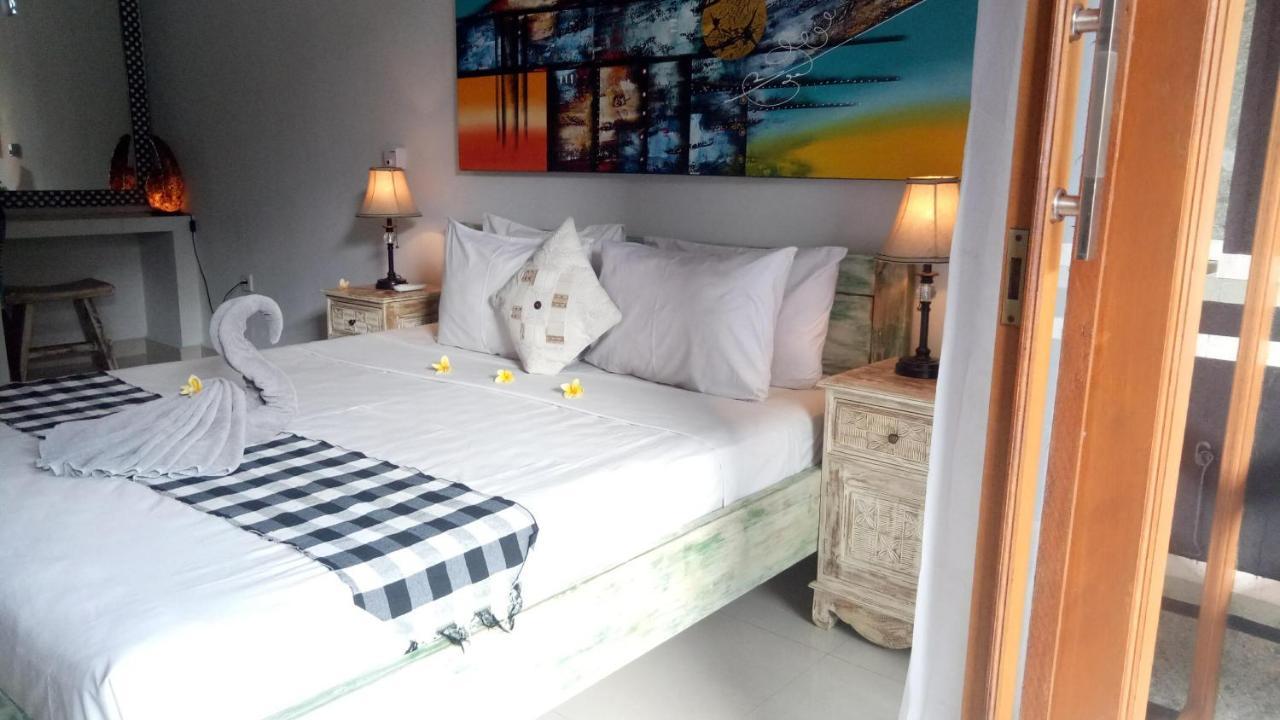Candra Surf Homestay Canggu  Exterior photo