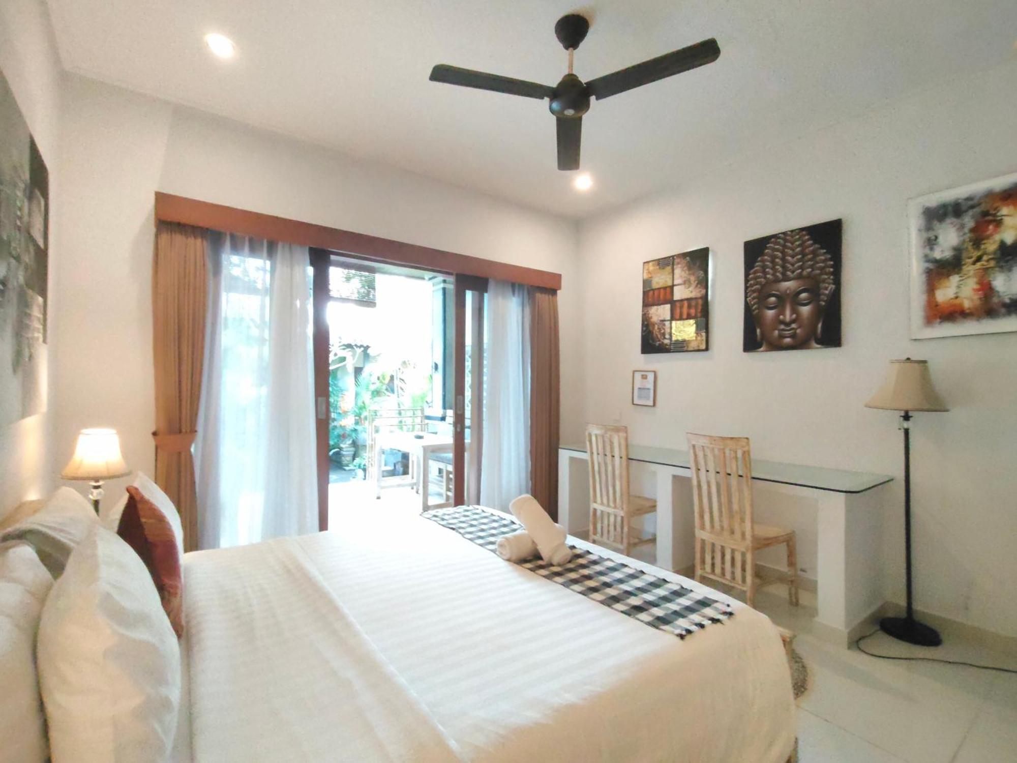Candra Surf Homestay Canggu  Exterior photo
